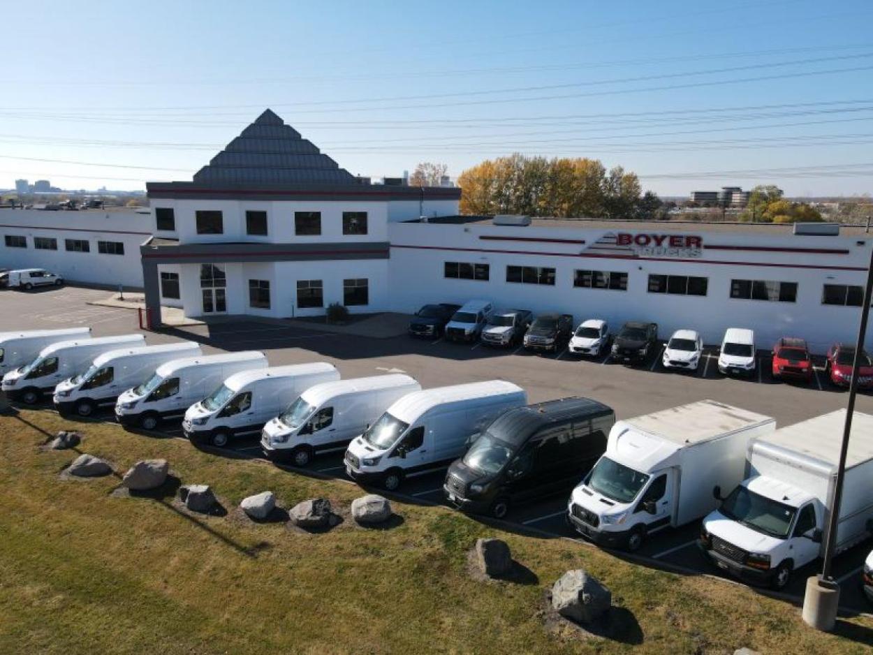 Used light duty medium duty heavy duty commercial truck sales and service lauderdale minnesota