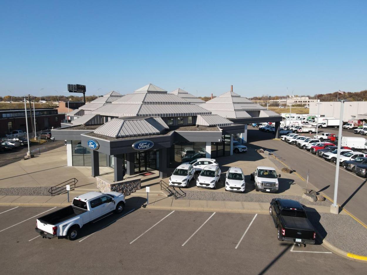 Minneapolis Ford Dealership - Commercial Trucks