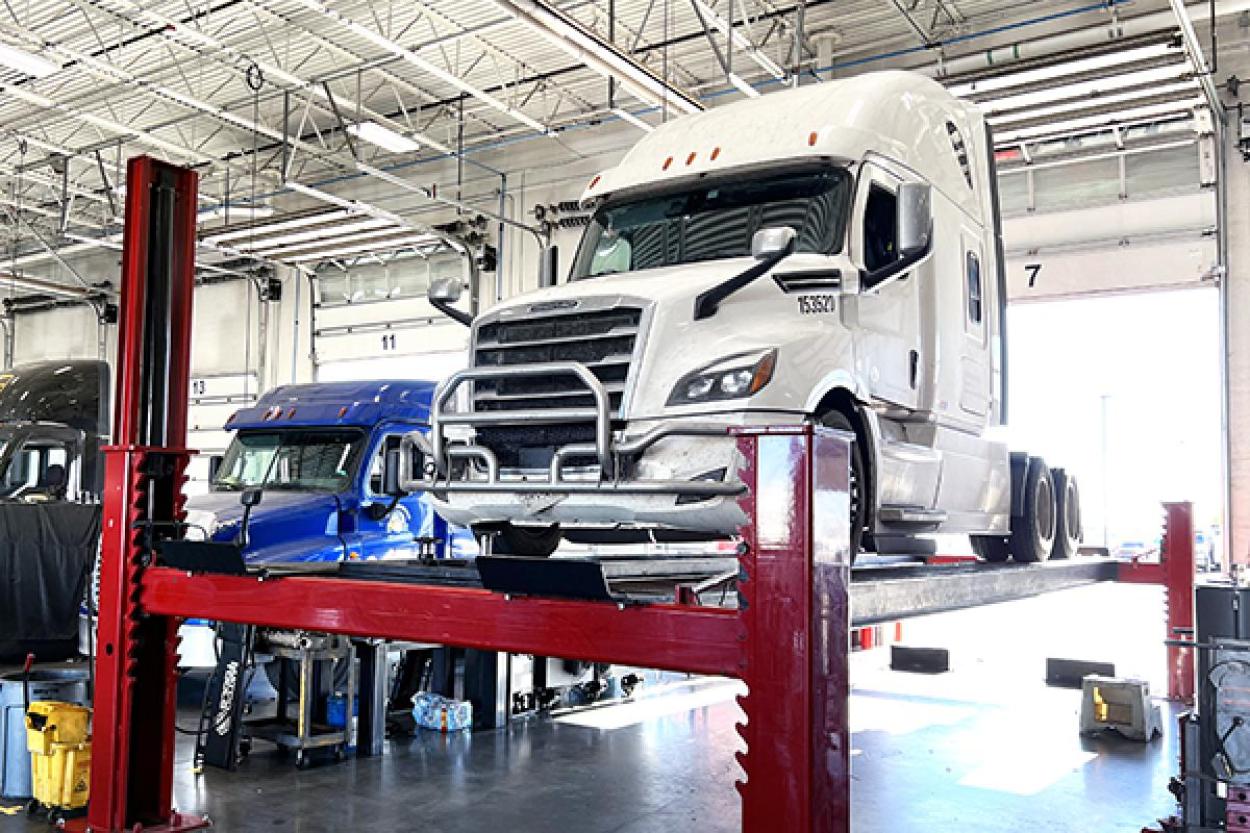 freightliner service and maintenance superior wisconsin boyer trucks