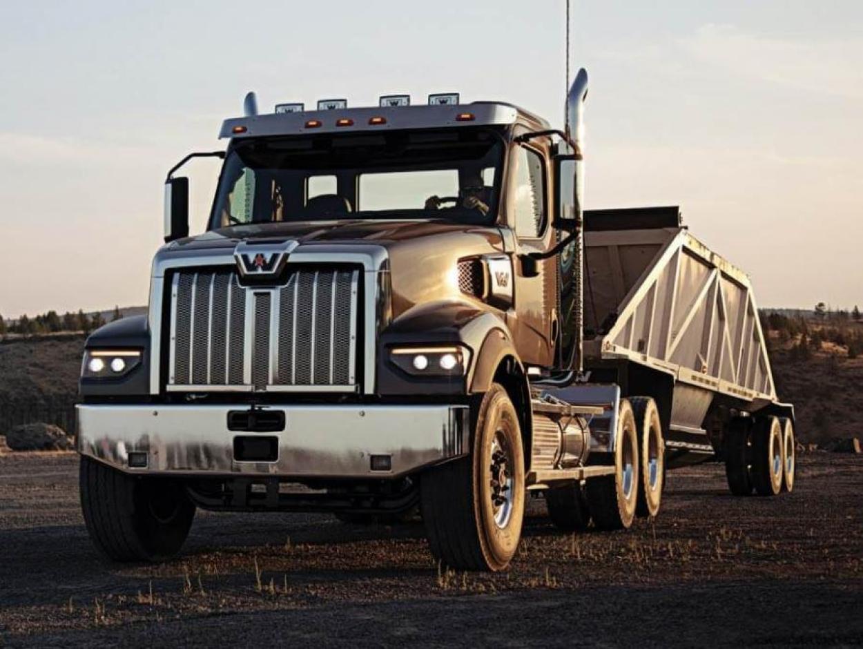 Heavy-duty Western Star truck