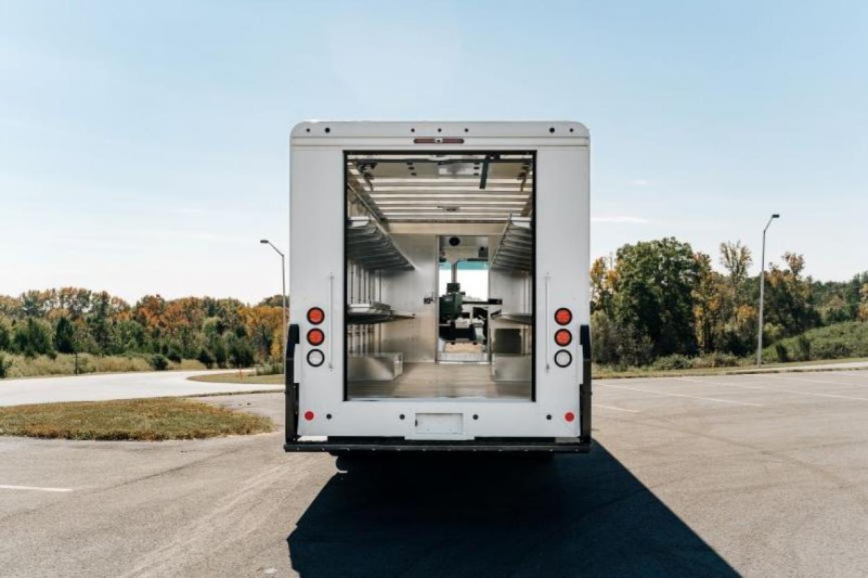 60 inch heavy duty rear roll up door on freightliner fedex step van