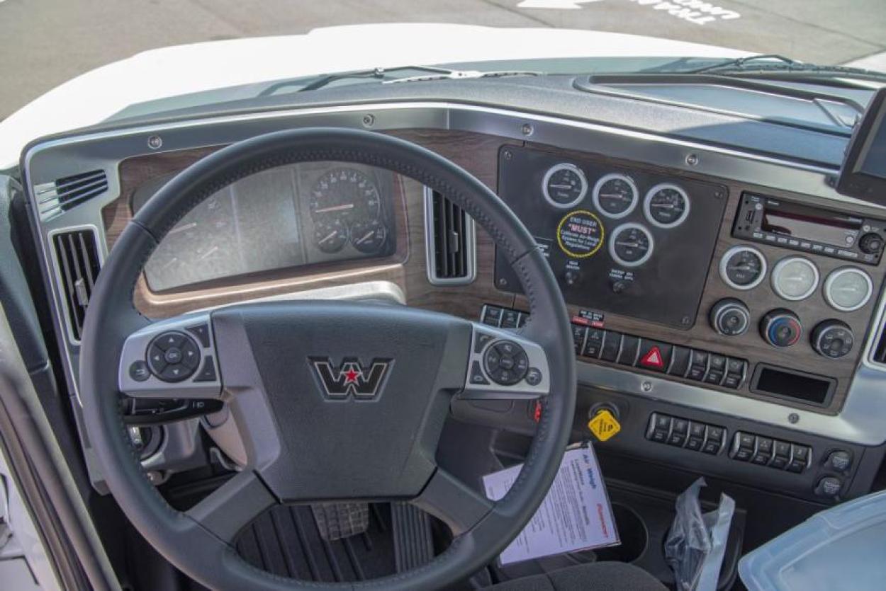 Western Star 49x hydrovac interior package