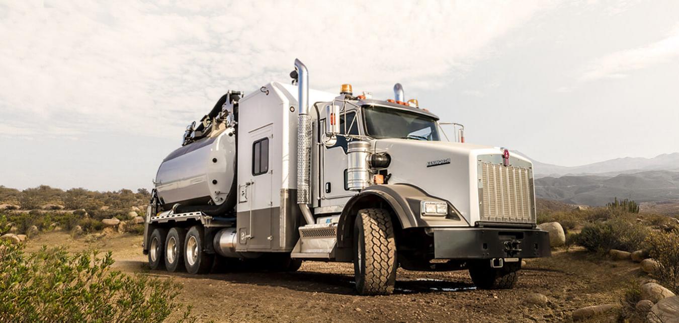 Unbranded Foremost hydrovac truck in the high desert