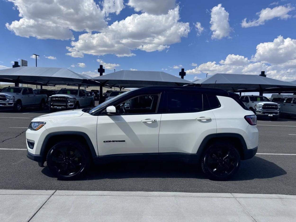 2018 Jeep Compass Altitude | Photo 4 of 16