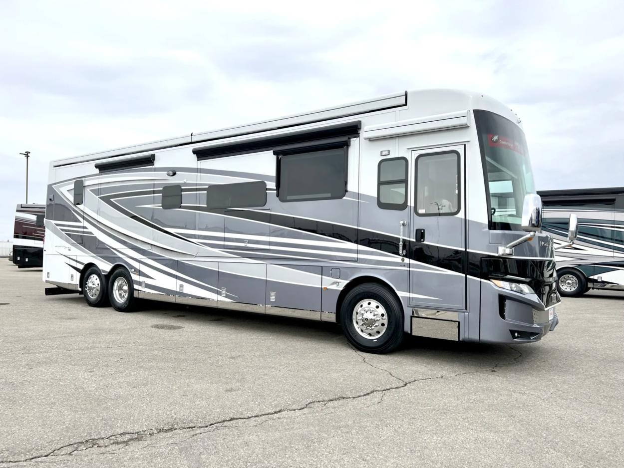 2023 Newmar Mountain Aire 4118