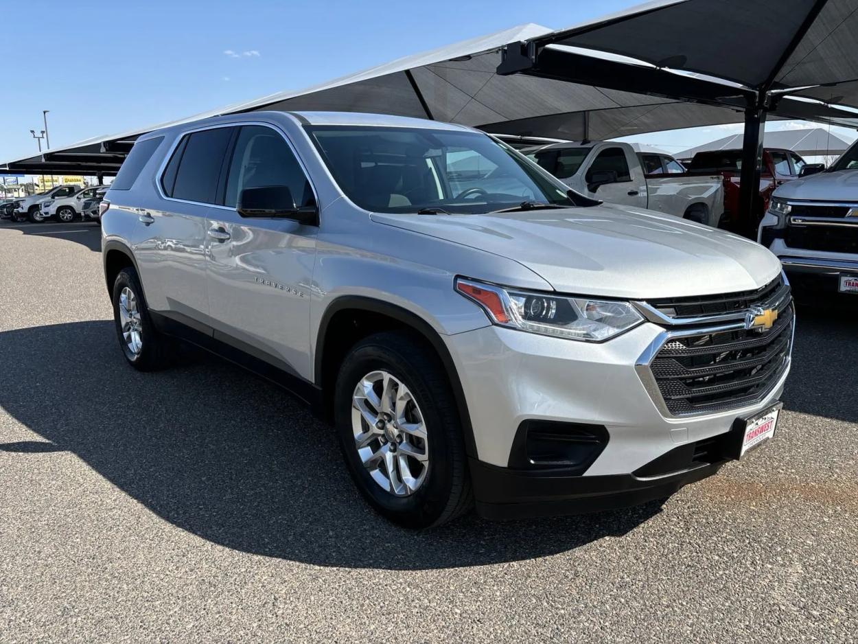 2020 Chevrolet Traverse LS | Photo 6 of 21