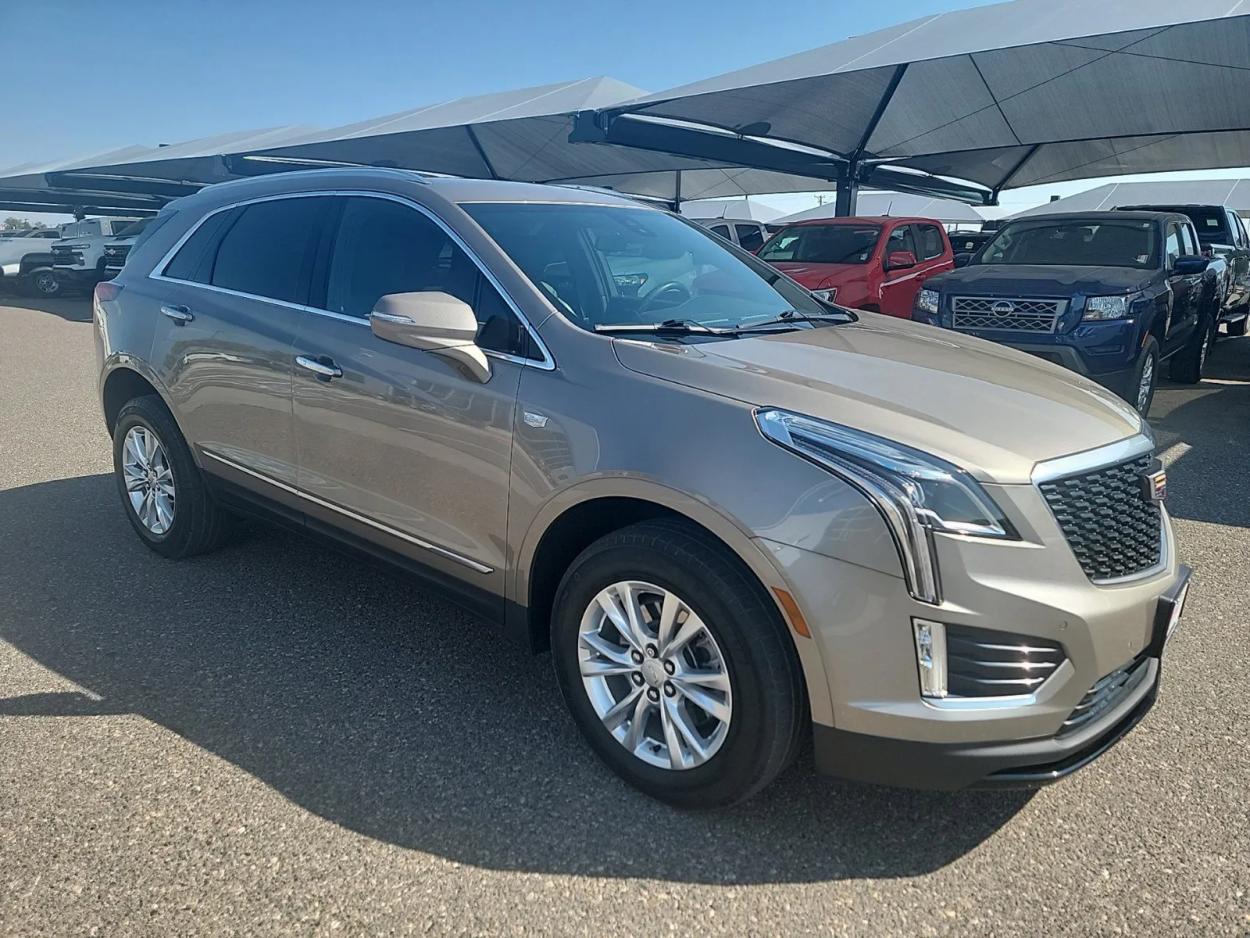 2022 Cadillac XT5 AWD Luxury | Photo 8 of 18