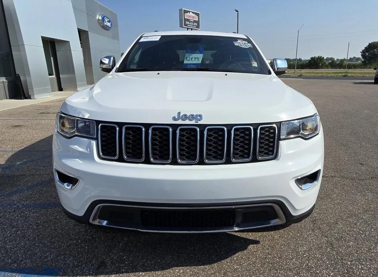 2022 Jeep Grand Cherokee WK | Photo 2 of 29