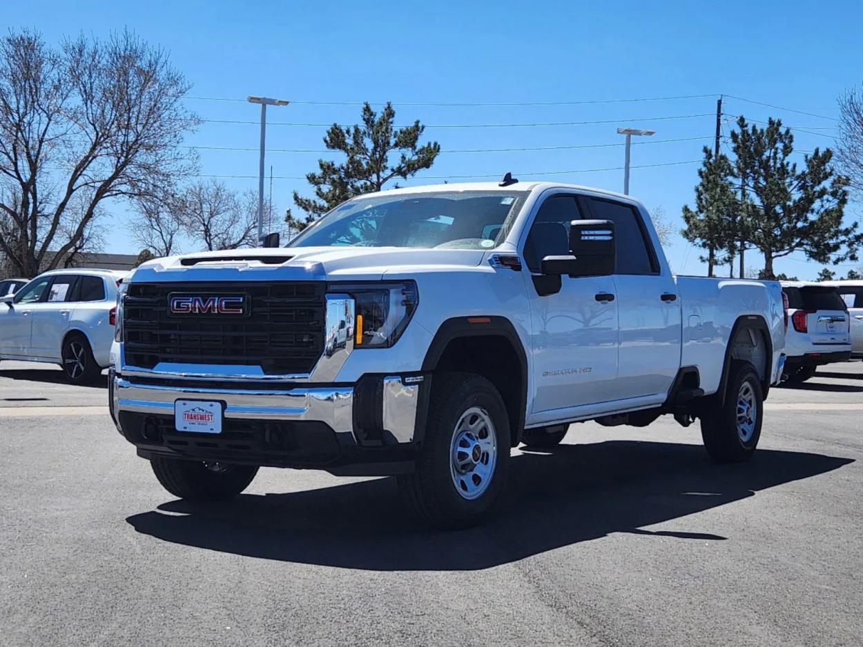 2024 GMC Sierra 3500HD Pro | Photo 3 of 25