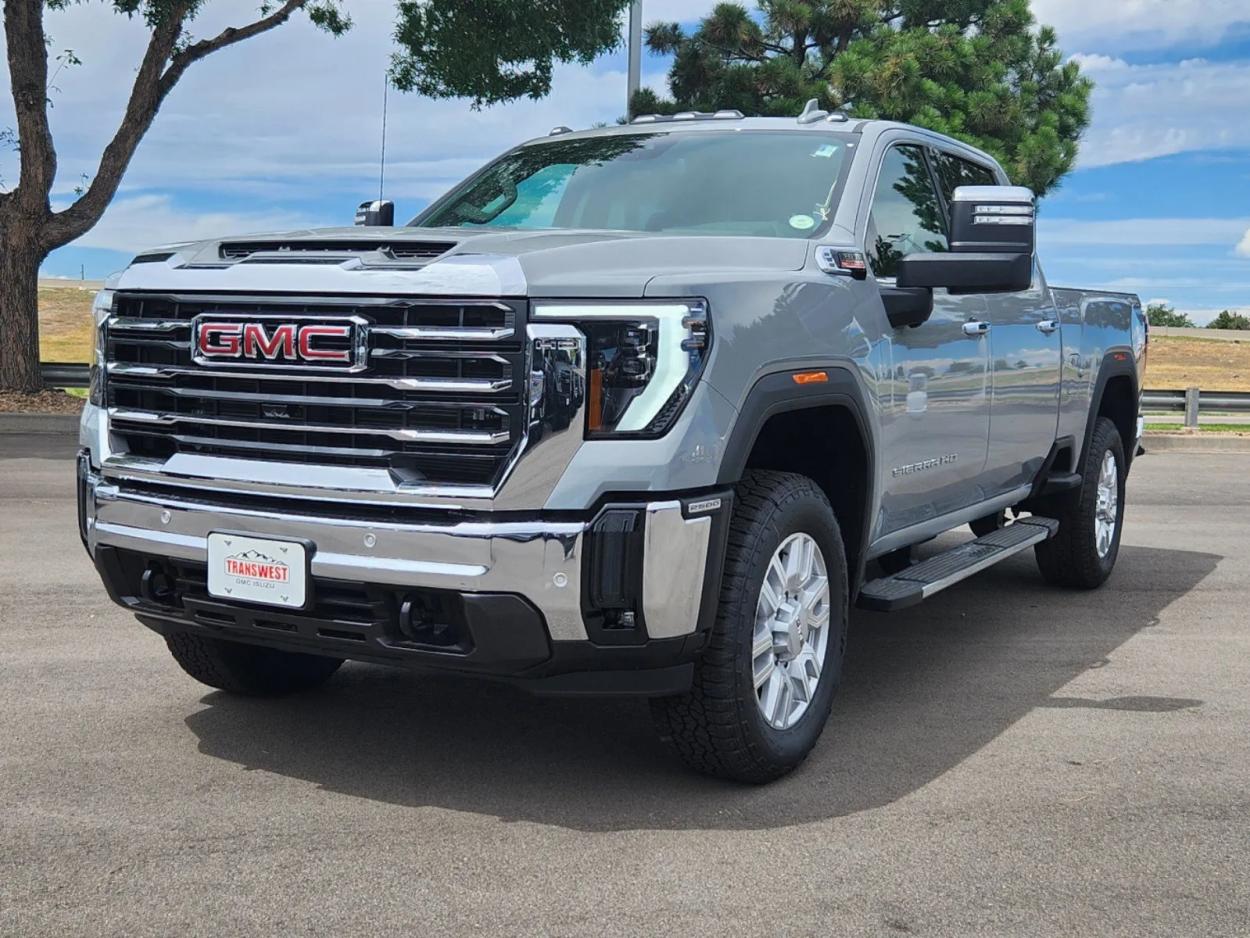 2024 GMC Sierra 2500HD SLT | Photo 3 of 27