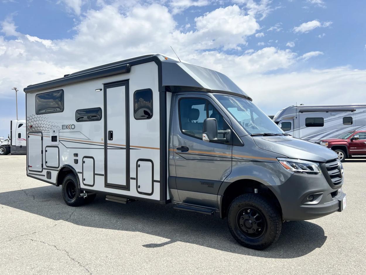 2025 Winnebago EKKO 23B