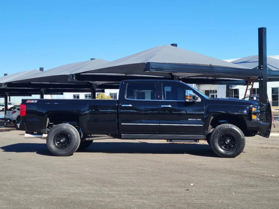 2015 Chevrolet Silverado 3500HD LTZ | Photo 1 of 24