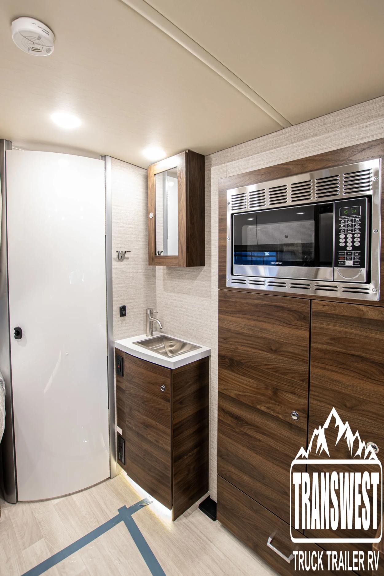 2024 Winnebago Navion 24 J | Photo 12 of 14