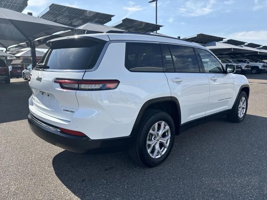 2021 Jeep Grand Cherokee L Limited | Photo 4 of 24