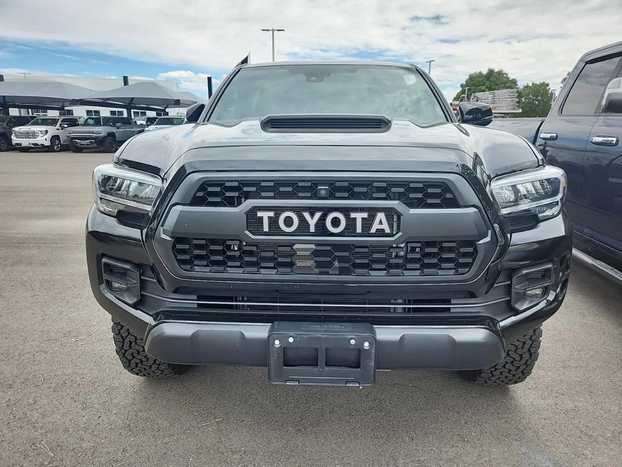 2021 Toyota Tacoma 4WD | Photo 1 of 3