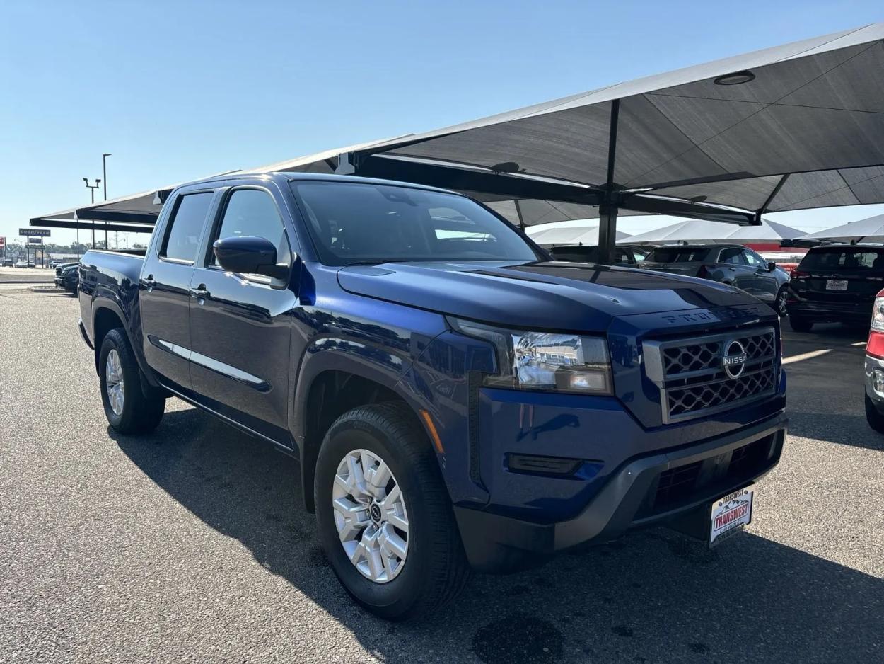 2023 Nissan Frontier SV | Photo 6 of 19