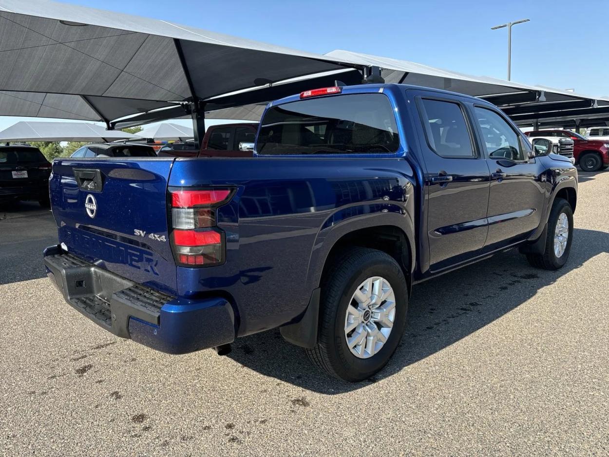 2023 Nissan Frontier SV | Photo 4 of 19