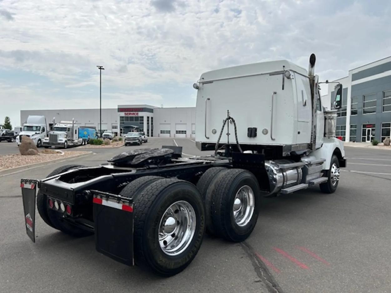 2020 Western Star 4900SA | Photo 5 of 18