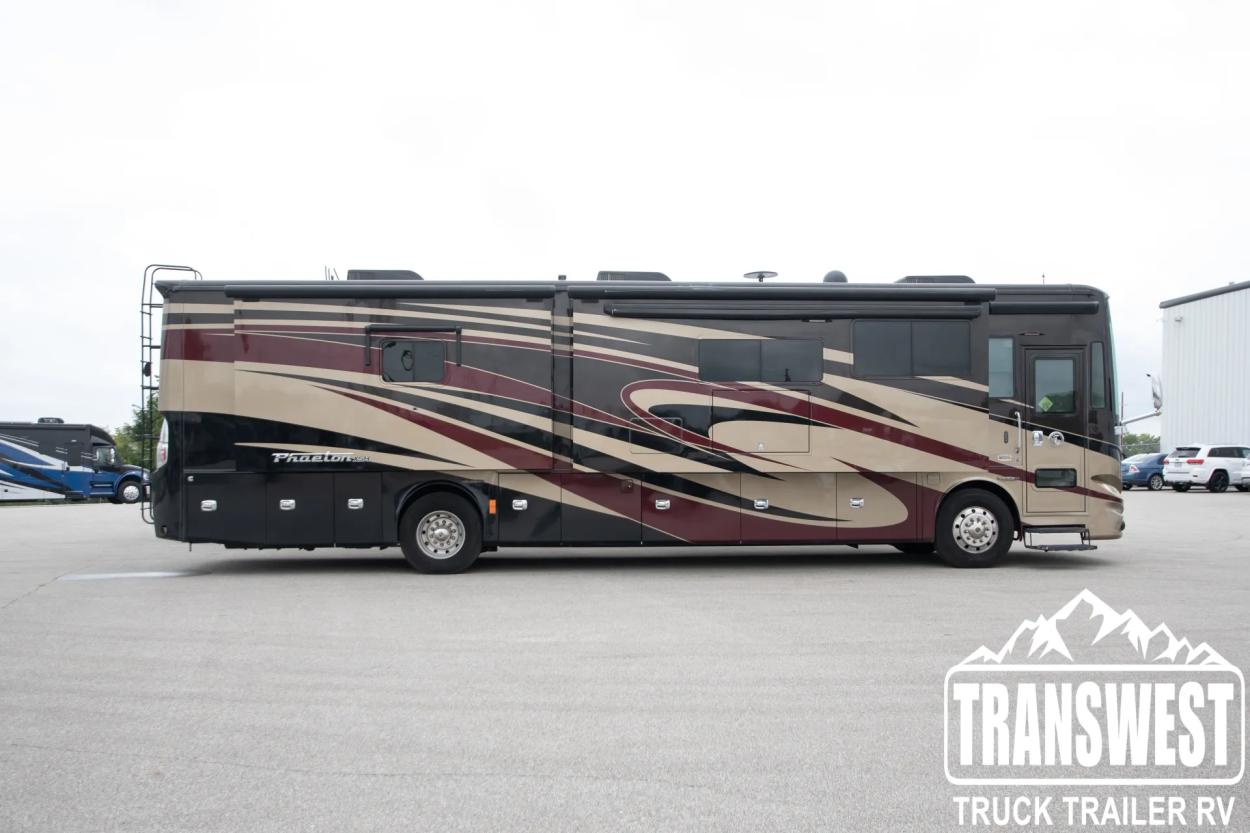 2025 Tiffin Allegro Bus 45 OPP | Photo 1 of 21