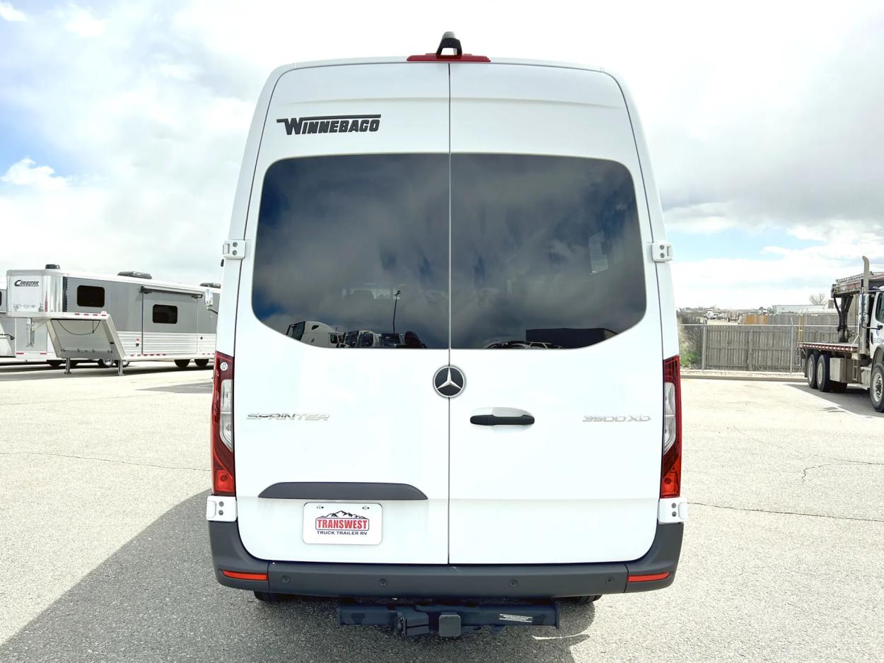 2023 Winnebago Adventure Wagon 70 SE | Photo 11 of 15