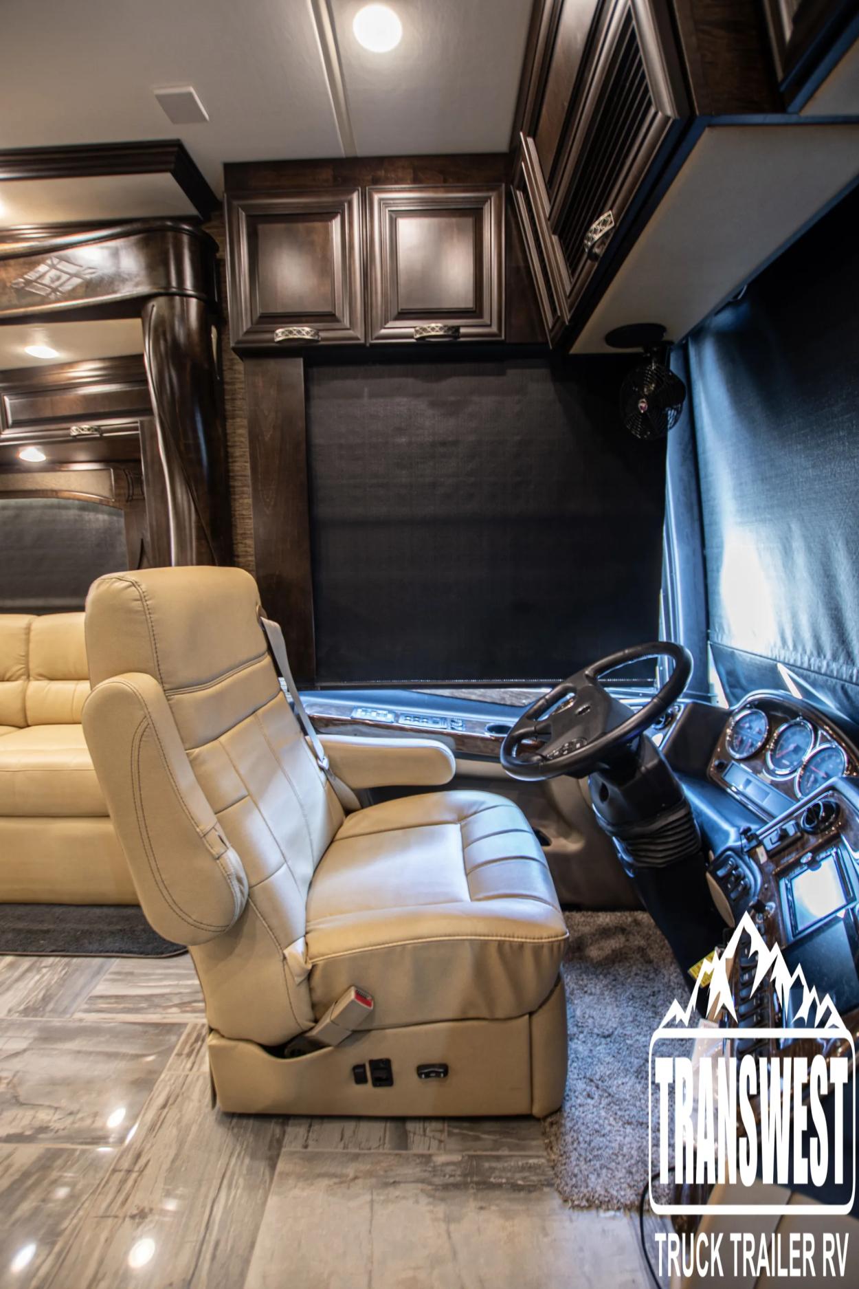 2015 Newmar London Aire 4503 | Photo 10 of 27