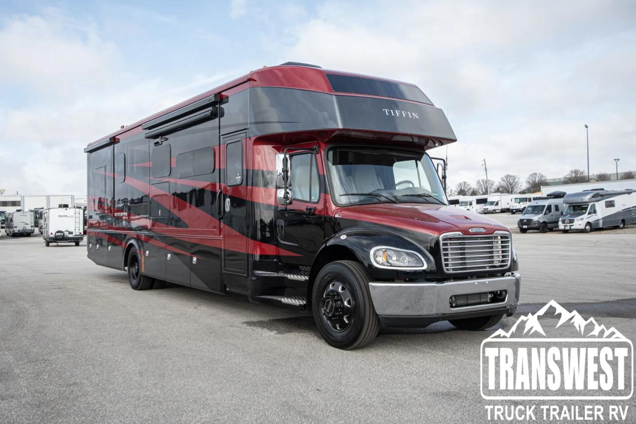 2024 Tiffin Allegro Bay 38 AB | Photo 6 of 42