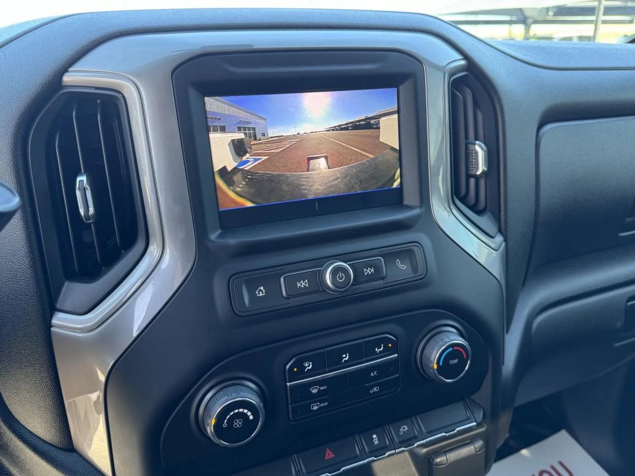 2022 Chevrolet Silverado 3500HD Work Truck | Photo 13 of 15