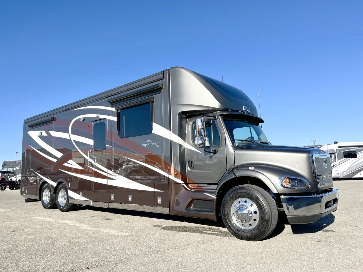 2023 Newmar Supreme Aire 4061