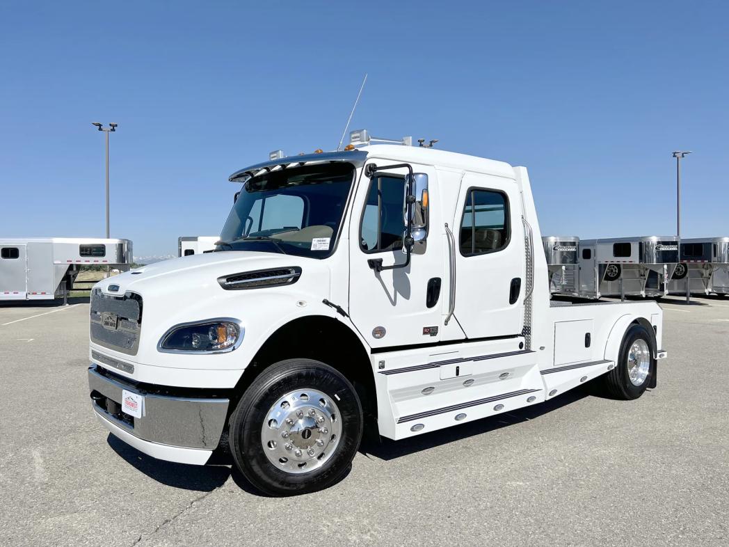 2024 Freightliner M2 106 Summit Hauler 