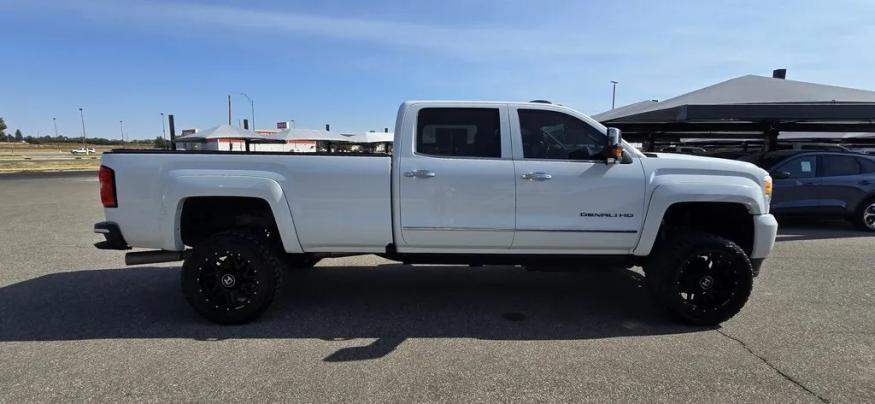 2016 GMC Sierra 3500HD | Photo 6 of 36