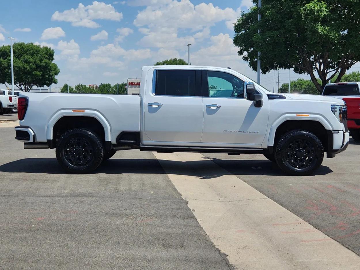 2024 GMC Sierra 2500HD Denali Ultimate 