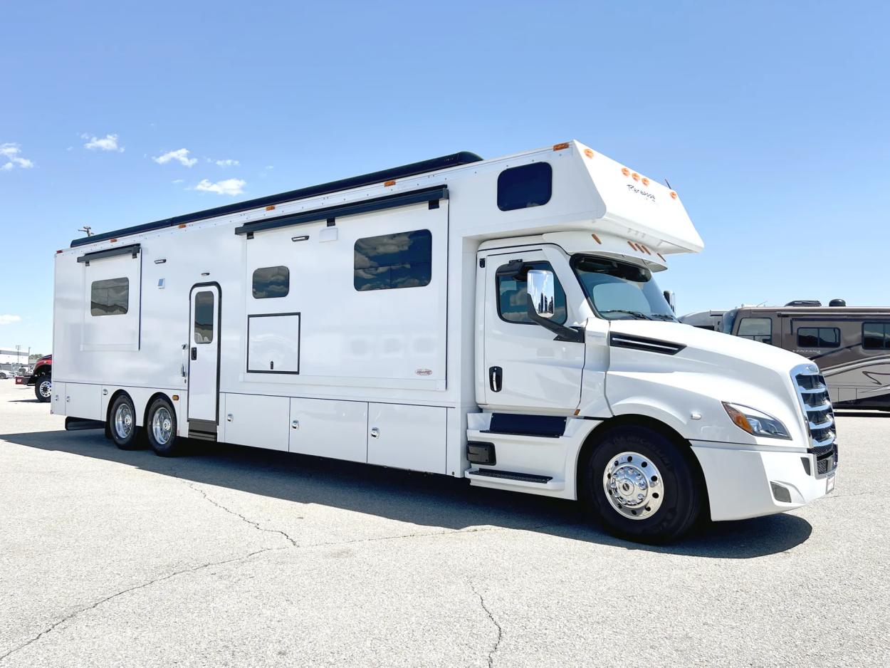 2025 Renegade Classic 45CMR 