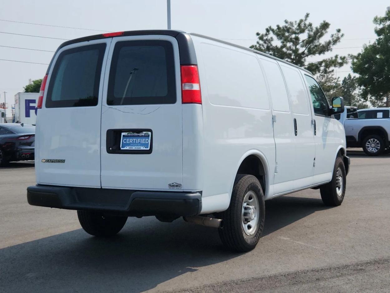 2021 Chevrolet Express Cargo Van CARGO | Photo 2 of 27