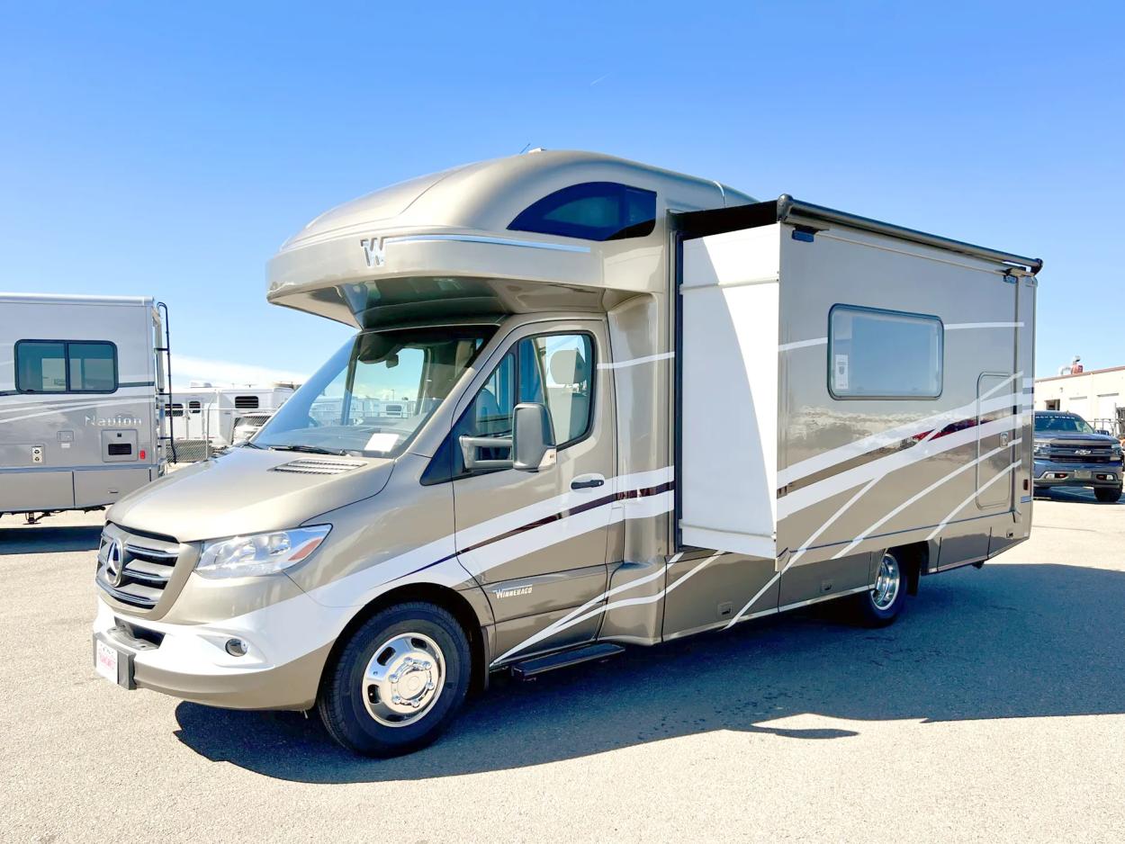 2023 Winnebago Navion 24J | Photo 29 of 36