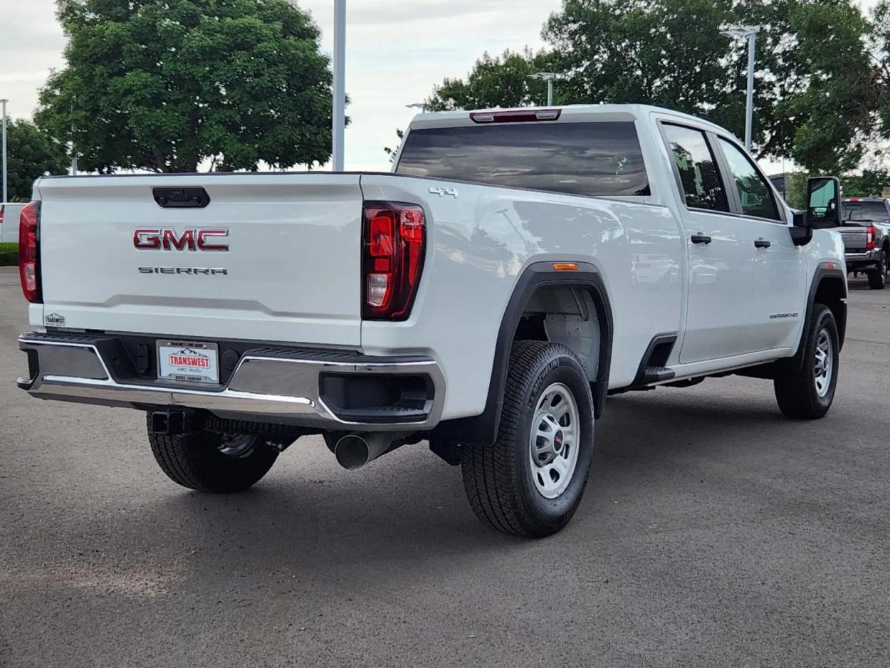 2024 GMC Sierra 3500HD Pro | Photo 2 of 25