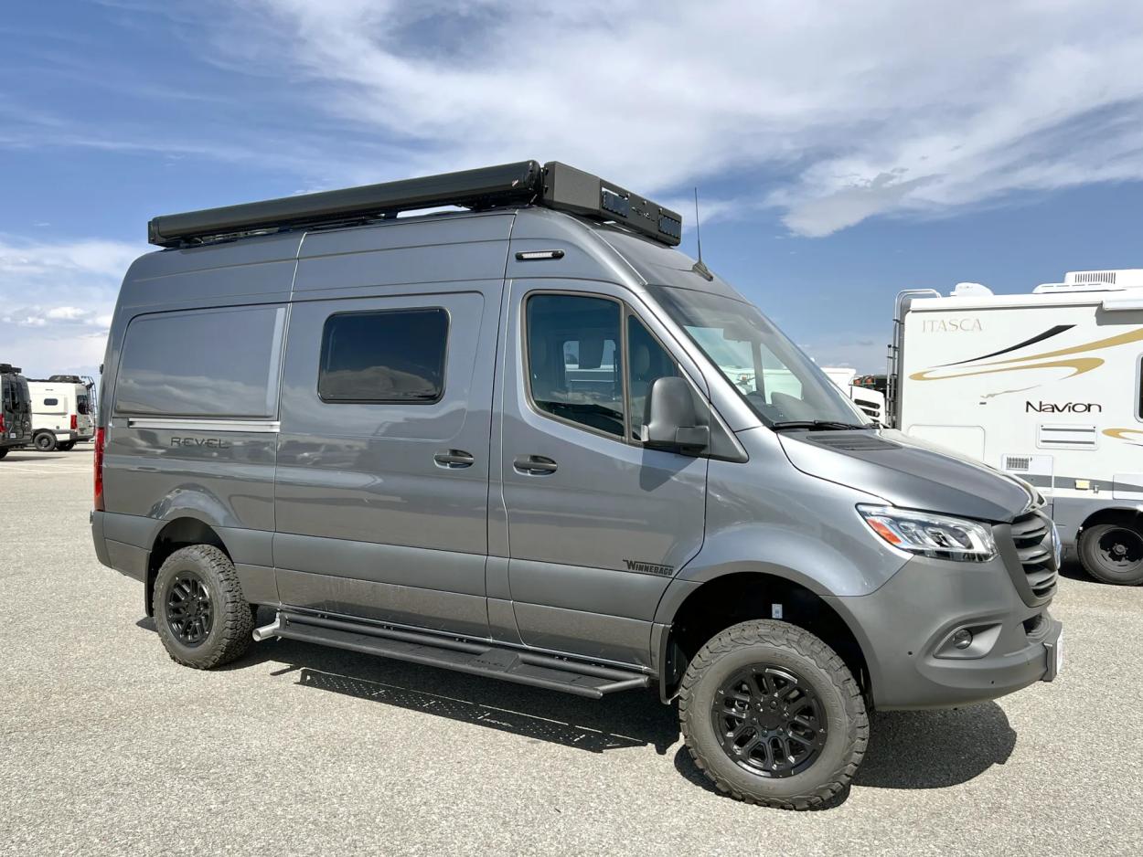 2025 Winnebago Revel 44E 