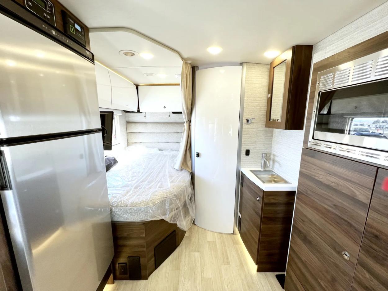 2023 Winnebago Navion 24J | Photo 17 of 36