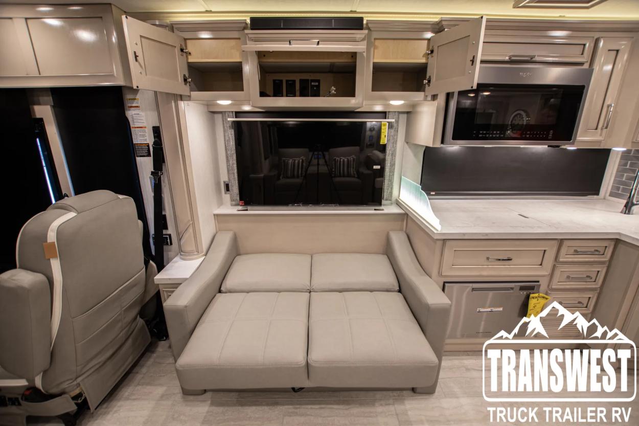 2024 Newmar Ventana 3809 | Photo 12 of 40