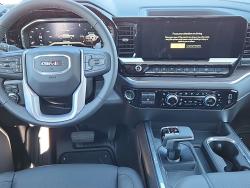 2025 GMC Sierra 1500 SLT | Thumbnail Photo 10 of 26