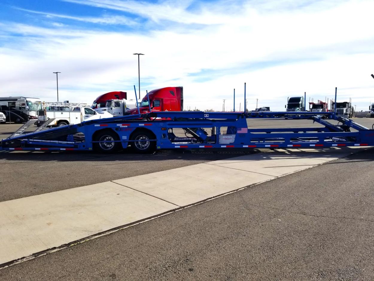 2019 Peterbilt 389 | Photo 12 of 27