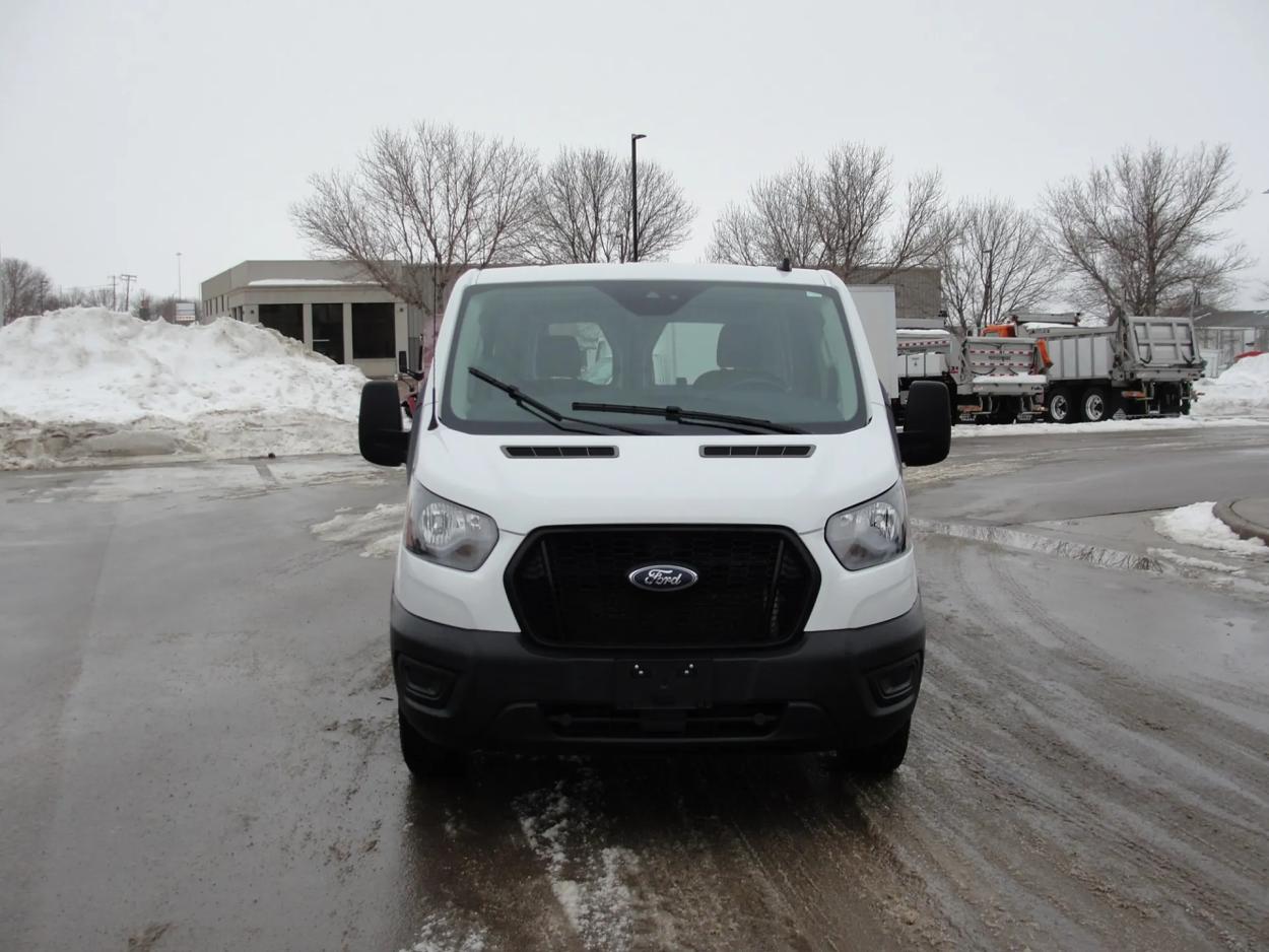 2021 Ford Transit | Photo 8 of 11