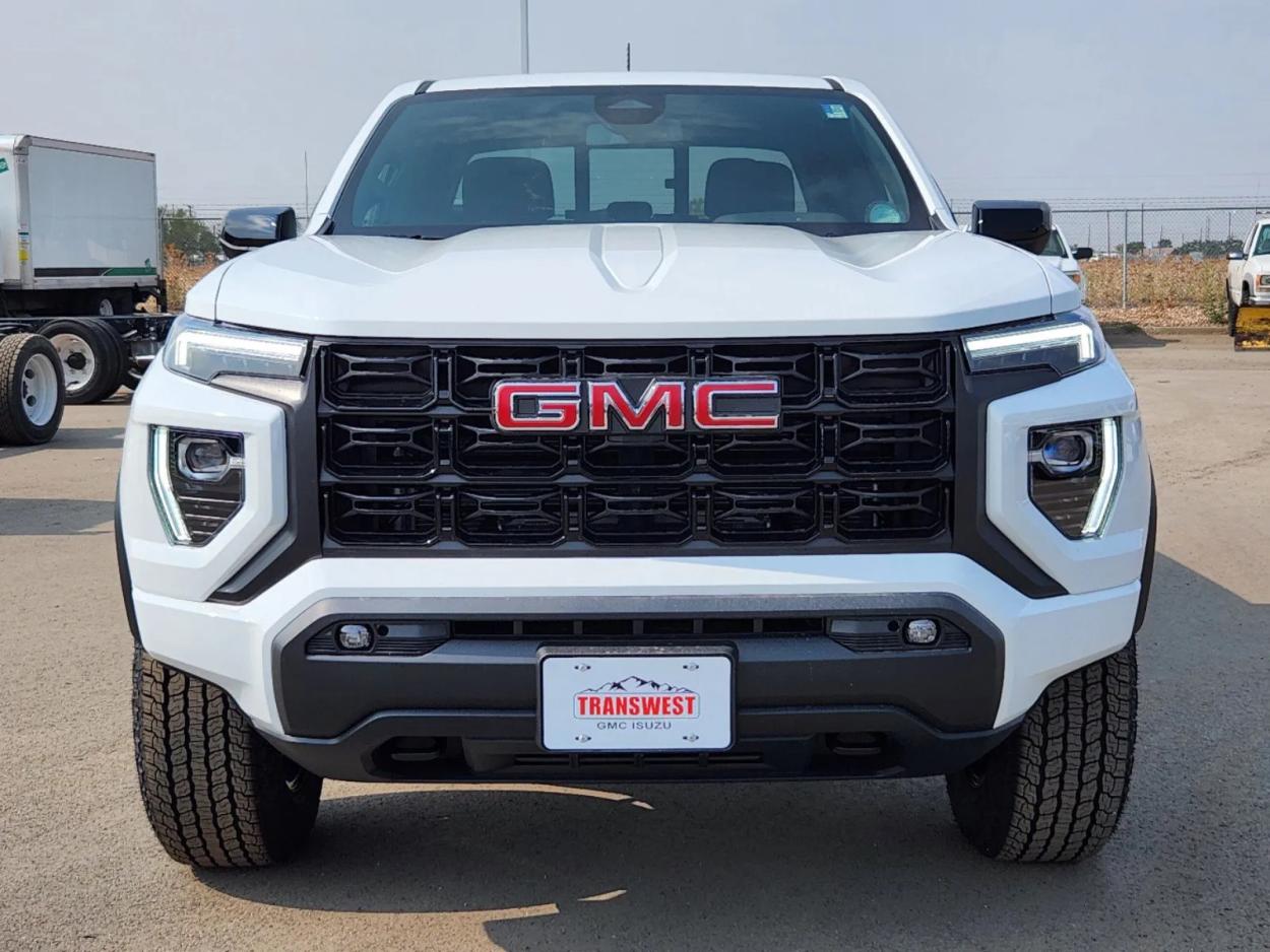 2024 GMC Canyon 4WD Elevation | Photo 4 of 25