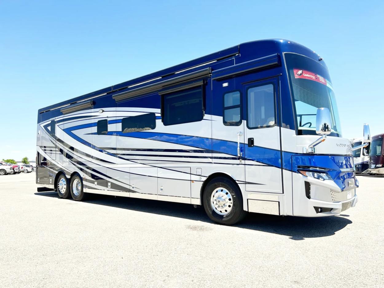 2023 Newmar Mountain Aire 4118 