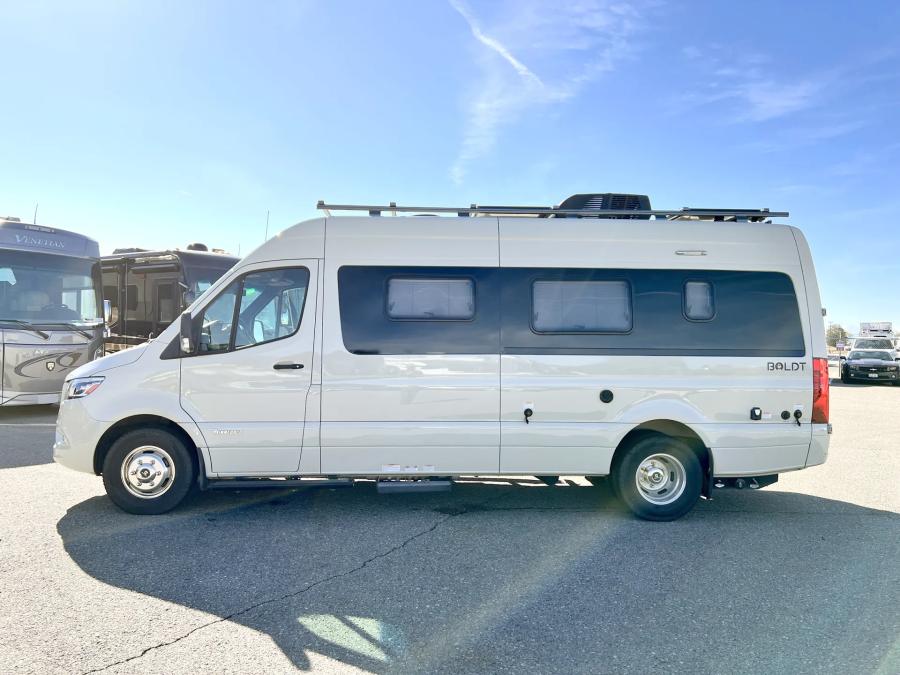 2020 Winnebago Boldt 70KL | Photo 20 of 21