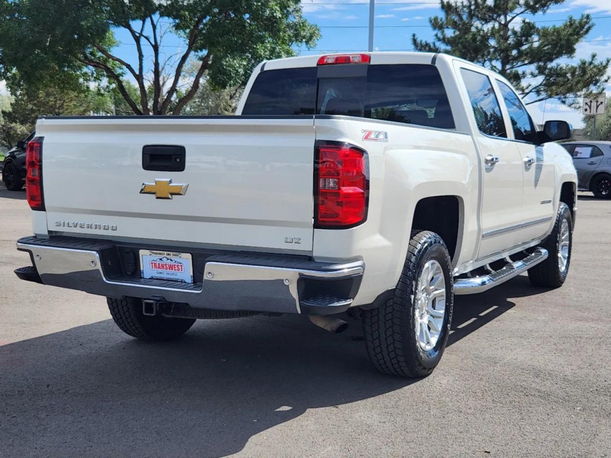 2015 Chevrolet Silverado 1500 LTZ | Photo 2 of 28