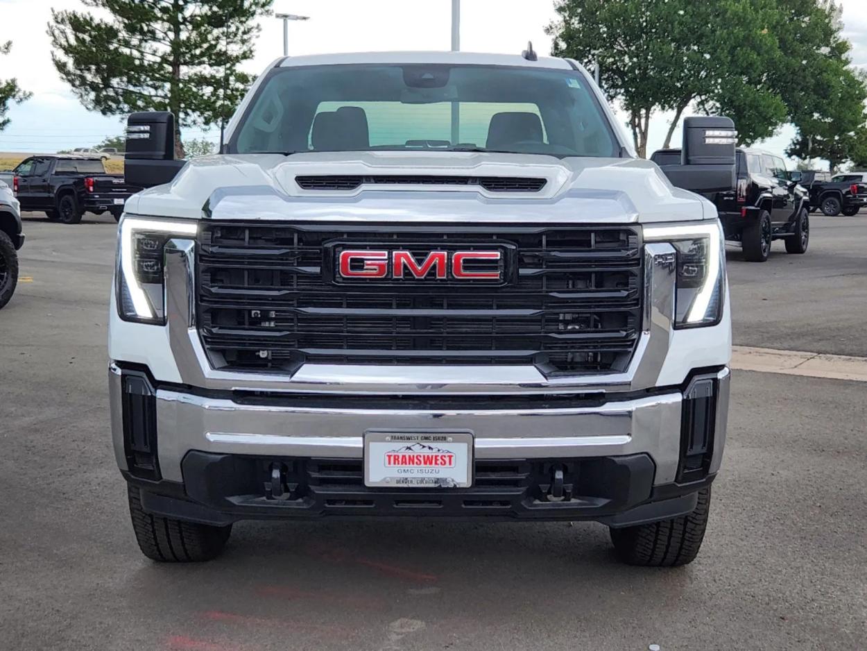 2024 GMC Sierra 3500HD Pro | Photo 4 of 25