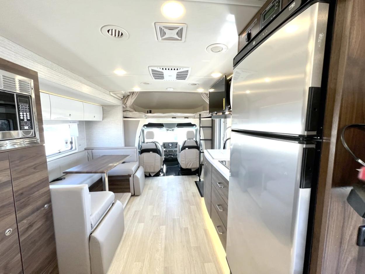 2023 Winnebago Navion 24J | Photo 22 of 36