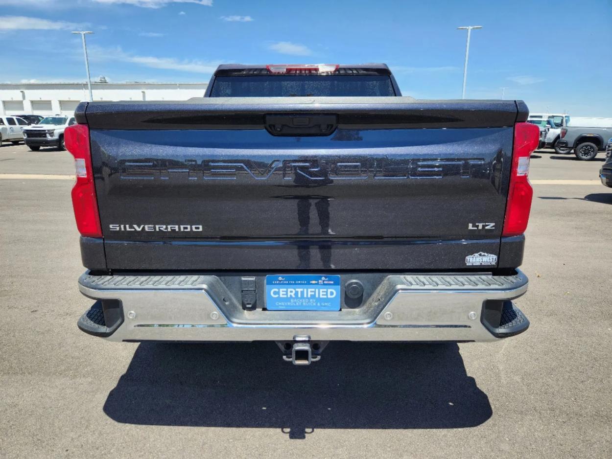 2023 Chevrolet Silverado 1500 LTZ | Photo 11 of 28