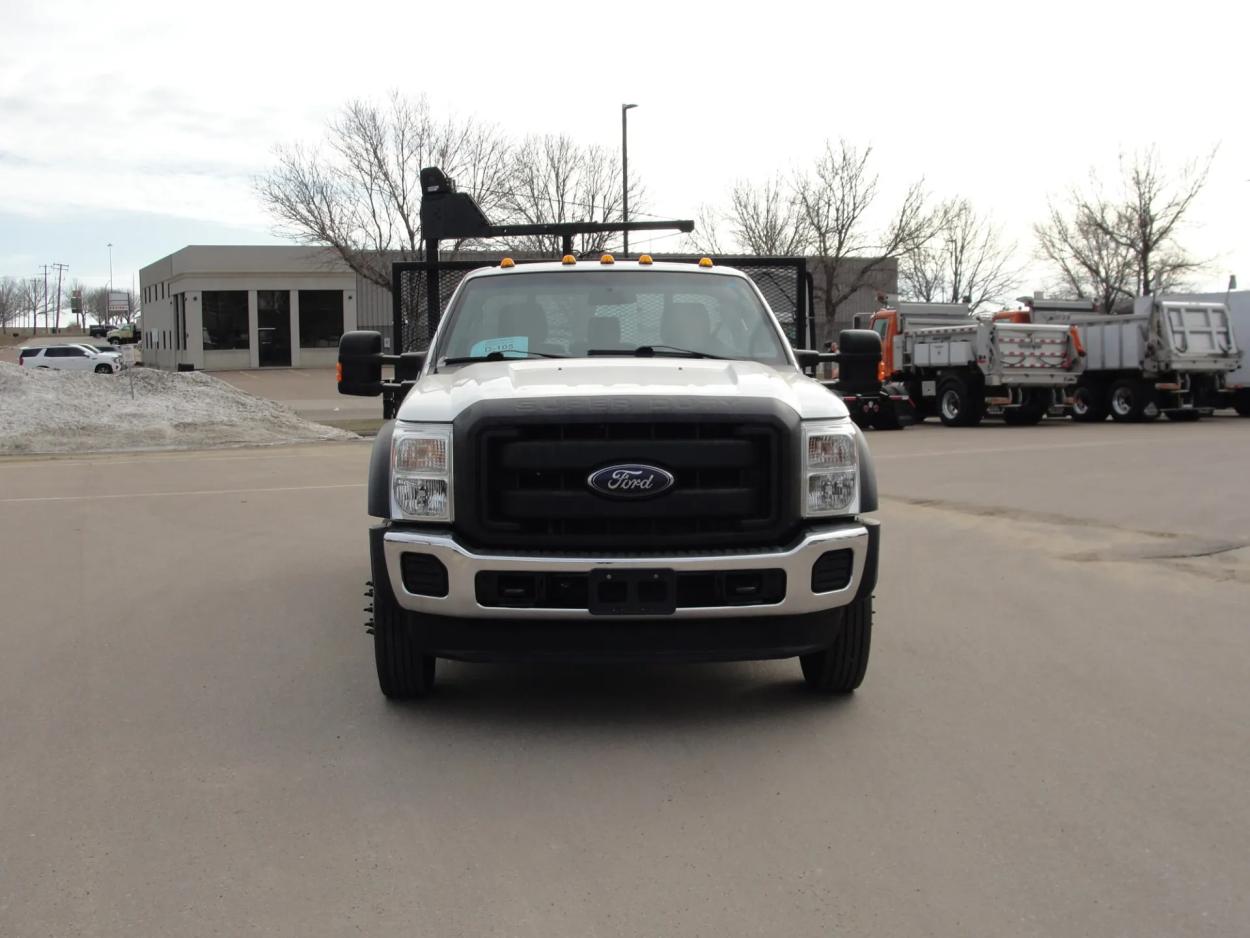 2014 Ford F-550 | Photo 8 of 14