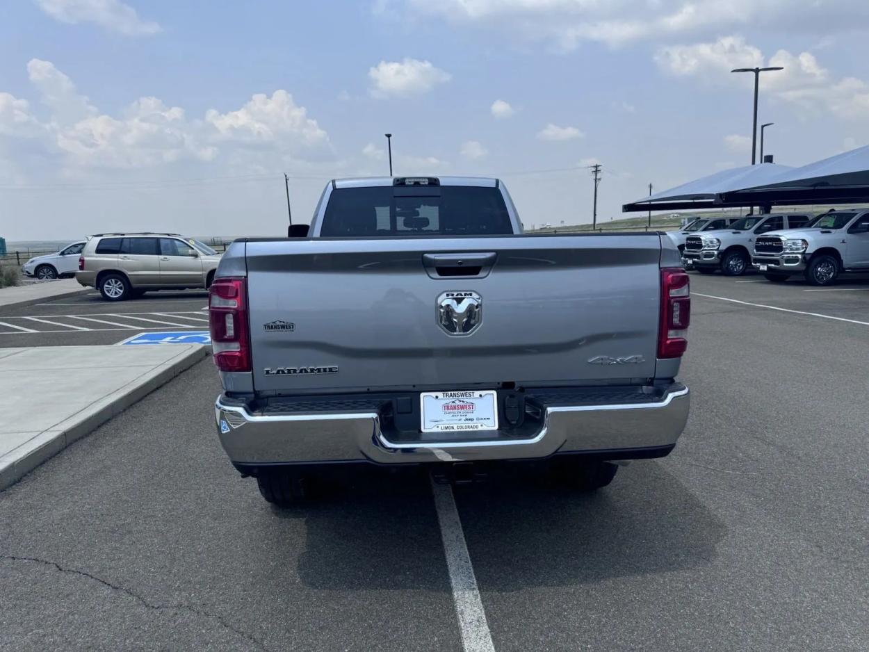 2024 RAM 3500 Laramie | Photo 6 of 15